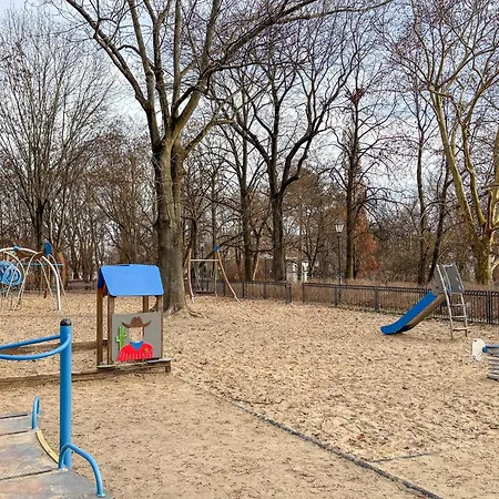 Yoga Zen, Z Tarasem I Widokiem Na Park Apartment