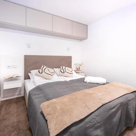 Yoga Zen, Z Tarasem I Widokiem Na Park Apartman *