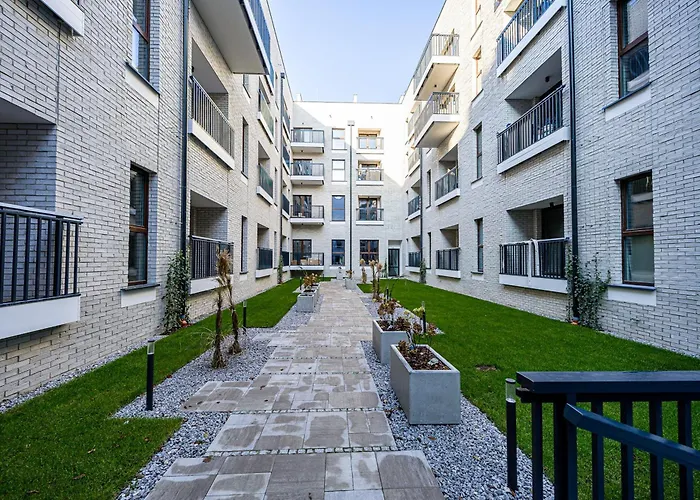 Yoga Zen, Z Tarasem I Widokiem Na Park