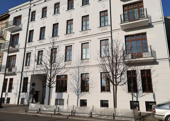 Yoga Zen, Z Tarasem I Widokiem Na Park * Łódź